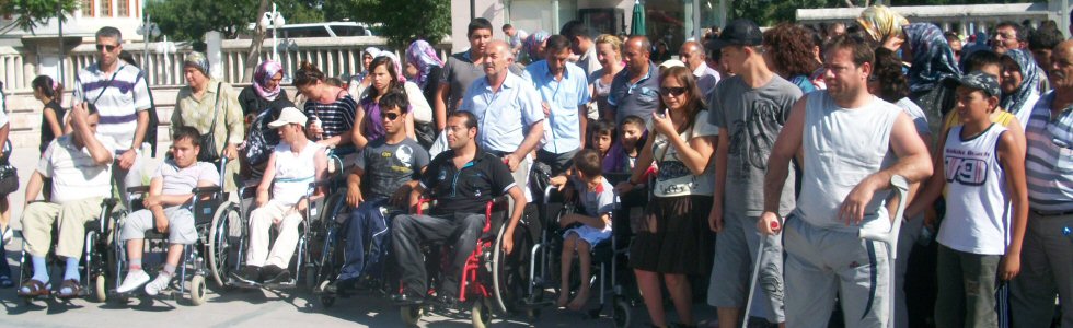Tatil Dönüşü Mevlana Sürprizi, Engellirimizin Mevlana Ziyareti