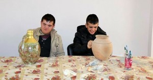 752x395-engelliler-comlek-boyayarak-bir-gelenegi-surduruyor-1516177798093